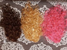 Parrucca 3 pezzi capelli ricci mossi mora bionda rossa