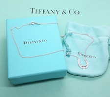 Collana con ciondolo in