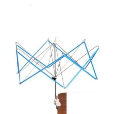 Arcolaio in metallo con base a
