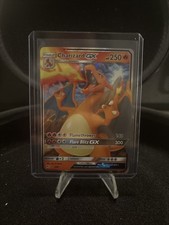 Carta Charizard GX Ultra Rara