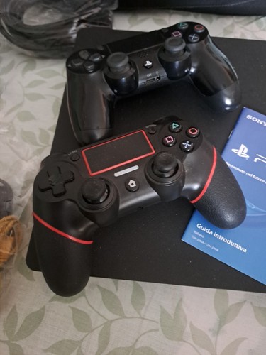 Playstation slim 1tb con 2 - playstation,