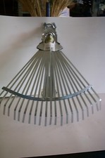 Rastrello registrabile da