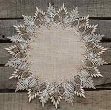 Centrini tondi in pizzo beige tono terra neutro (rotondo 16")