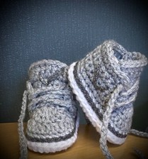 Scarpe bambino all'uncinetto