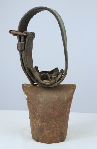Vintage rustic metal - metal, goat