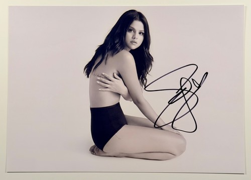 Autografo firmato selena gomez - selena,