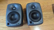 Genelec 8020B Monitor da studio nearfield 4" alimentato