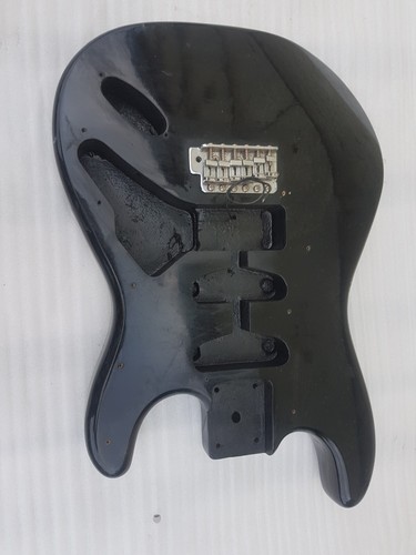 Squier fender stratocaster - squier,