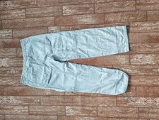 Pantalone uomo giovane, beige