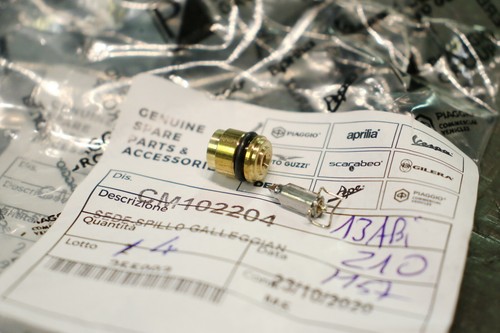 Mikuni carburatore ago - 20,