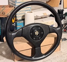 Volante sportivo Momo