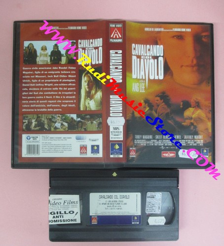 Vhs film cavalcando - film,