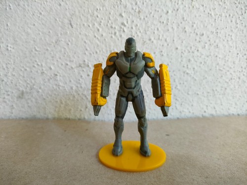 Iron man striker statuetta - iron,