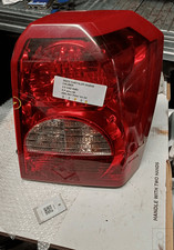 K05160360AA Fanale post. DX DODGE CALIBER 2.0 Td Ber. 5p/d/1968cc 22d535