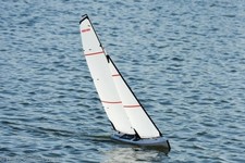RC Barca A Vela Classe DF 65