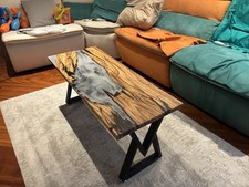 Tavolino Da Salotto In Legno D’ulivo E Resina Epossidica, Realizzato A Mano