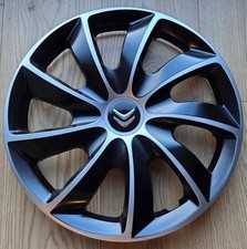 4 enjoliveurs Neuf pour/4