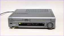Sony WV-TW2 Hi8 8mm VHS VCR Lettore Video Deck Usato AC 100V