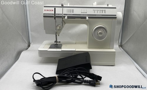 Singer sewing machine 57817c - singer,