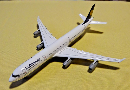 Schabak airbus a340 300 - schabak,