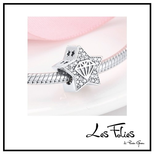 Charm stella con diamante con