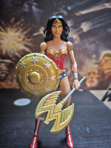 Wonder woman universe - dc,