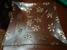  CENTROTAVOLA PIATTO QUADRATO  CON PICCOLE COLORAZIONI DORATE