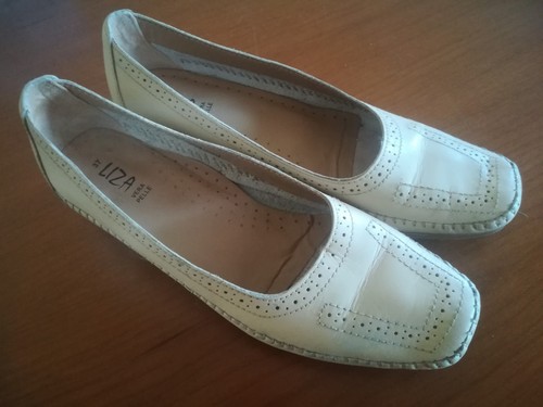Scarpa donna tipo mocassino