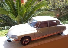 Citroen  Ds 21     1/8  Altaya