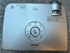 Proiettore ultra portatile Toshiba TDP-P8