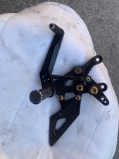 pedana con leva cambio Triumph Street Triple 675 del 2013 al 2016