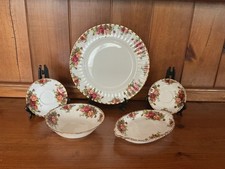 ROYAL ALBERT OLD COUNTRY ROSES