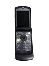 Cellulare vintage usato non testato – telefono da collezione MOTOROLA V3i