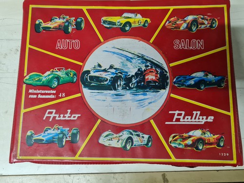 Valigia auto con - 48, modelli
