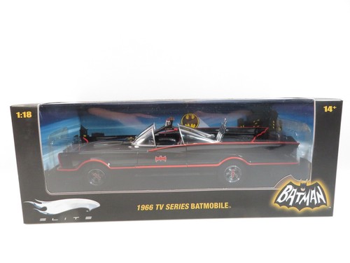Batmobile hot wheels 18 - hot,