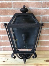 APPLIQUE A LANTERNA DA ESTERNO IN FERRO BATTUTO  DEL XX° SECOLO - OTTIMO STATO