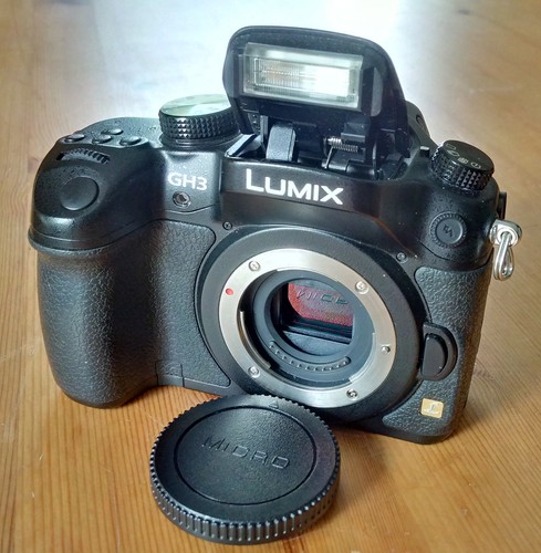 Corpo fotocamera panasonic - corpo,
