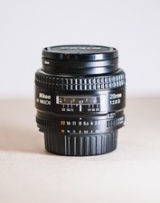 Nikon Nikkor AF 28 mm F/2.8 D