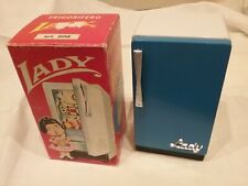 FRIGORIFERO  LADY ,  LATTA