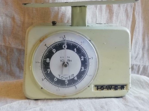 Mid century retro tower - mid,