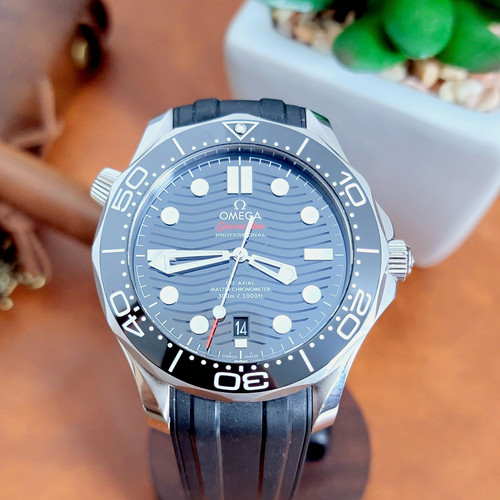 Omega seamaster diver - omega,