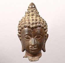 Piccola testa di Buddha