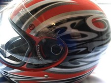 casco integrale moto marca THS taglia M colore rosso con disegni 