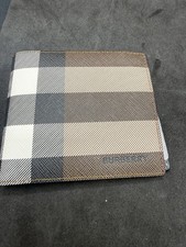Portafoglio Burberry Check E-Canvas International bifold marrone betulla scuro 