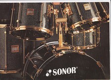 VINTAGE MUSICAL INSTRUMENT