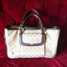 Roberta di Camerino Beige