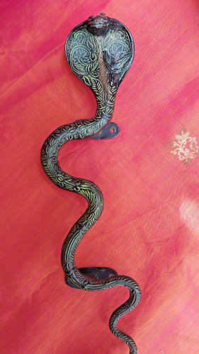 Maniglia per porta serpente