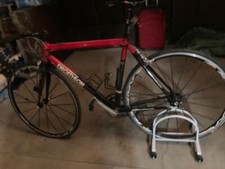 Bicicletta da corsa con Telaio Decathlon e componentistica di altissimo livello