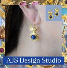 AJS Designs Orecchini Oro Gioielli Songbird Sfaccettato Lapislazzuli 22kt GP