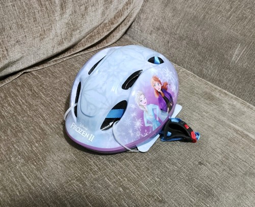 Casco bici regolabile per